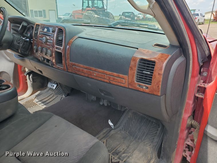 image for item JM9648 2013 Chevrolet Silverado 1500  pickup truck