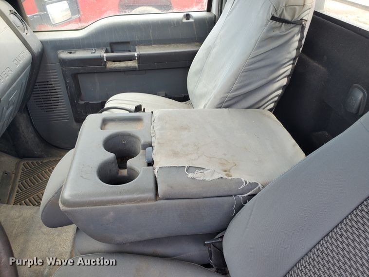 image for item JM9649 2015 Ford F350 Super Duty  bale bed pickup truck