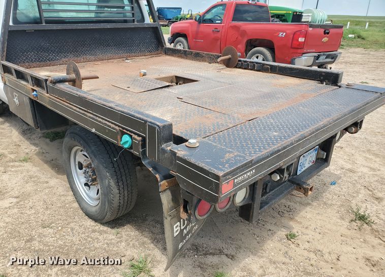 image for item JM9649 2015 Ford F350 Super Duty  bale bed pickup truck