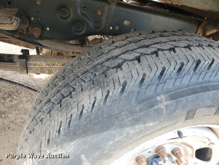 image for item JM9649 2015 Ford F350 Super Duty  bale bed pickup truck