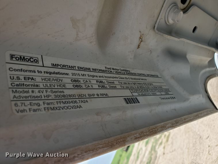 image for item JM9649 2015 Ford F350 Super Duty  bale bed pickup truck