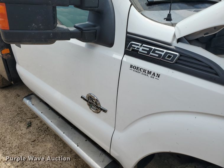 image for item JM9649 2015 Ford F350 Super Duty  bale bed pickup truck