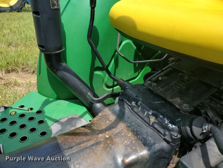 image for item JM9650 2001 John Deere 5205  MFWD tractor