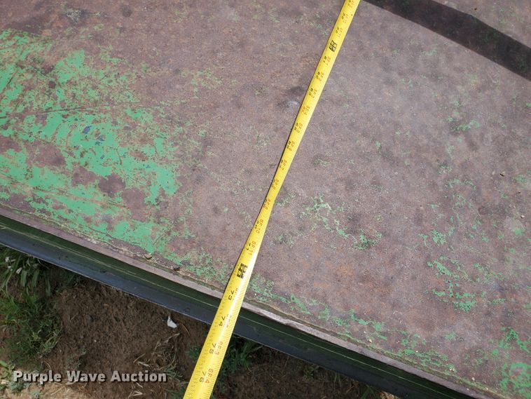 image for item JM9650 2001 John Deere 5205  MFWD tractor