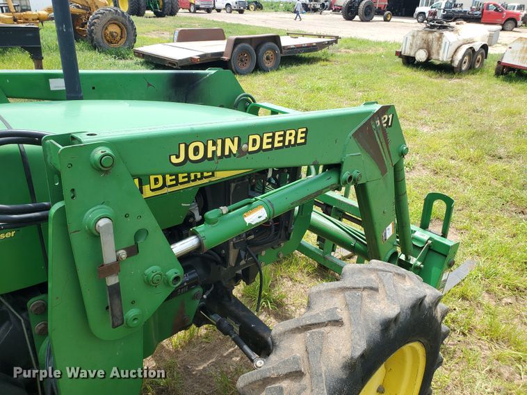 image for item JM9650 2001 John Deere 5205  MFWD tractor