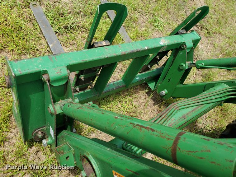 image for item JM9650 2001 John Deere 5205  MFWD tractor