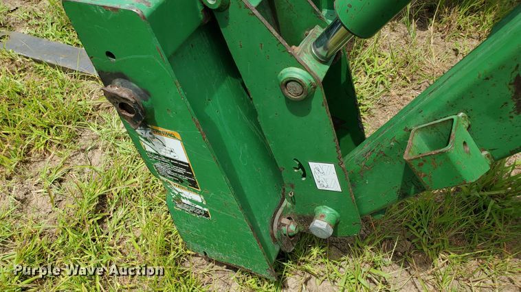 image for item JM9650 2001 John Deere 5205  MFWD tractor