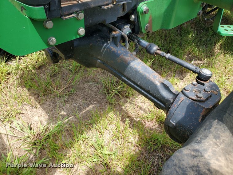 image for item JM9650 2001 John Deere 5205  MFWD tractor