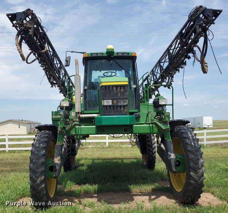 image for item JM9651 2001 John Deere 4710  sprayer