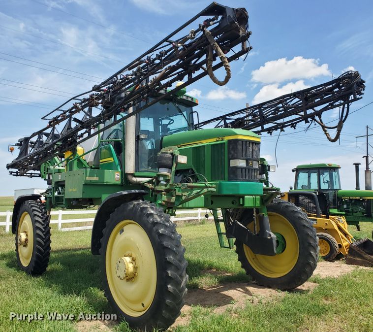 image for item JM9651 2001 John Deere 4710  sprayer
