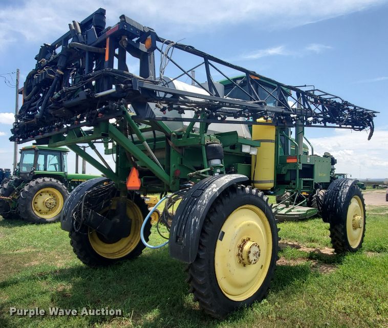 image for item JM9651 2001 John Deere 4710  sprayer