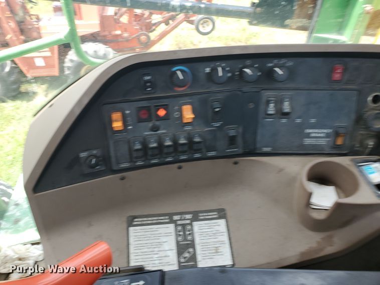 image for item JM9651 2001 John Deere 4710  sprayer