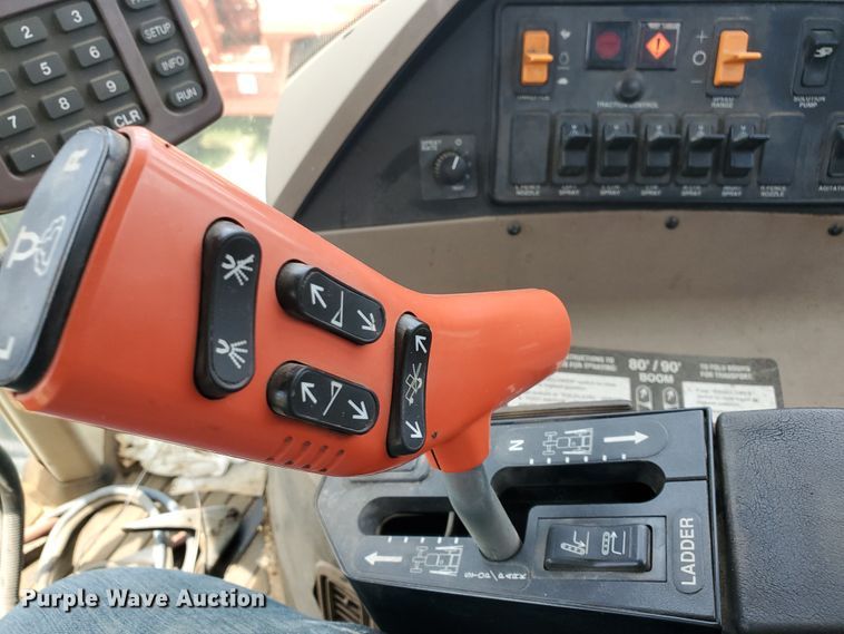 image for item JM9651 2001 John Deere 4710  sprayer