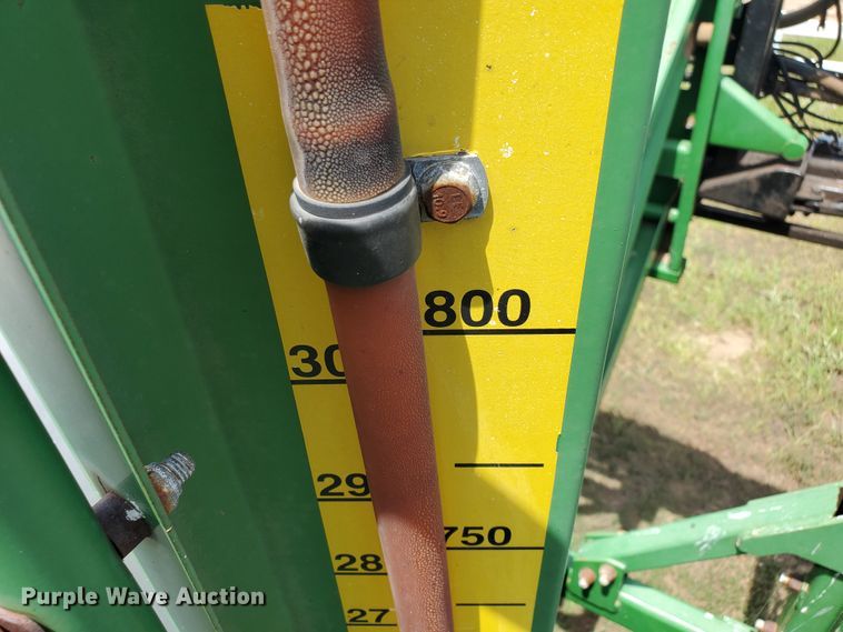 image for item JM9651 2001 John Deere 4710  sprayer