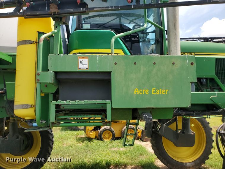 image for item JM9651 2001 John Deere 4710  sprayer
