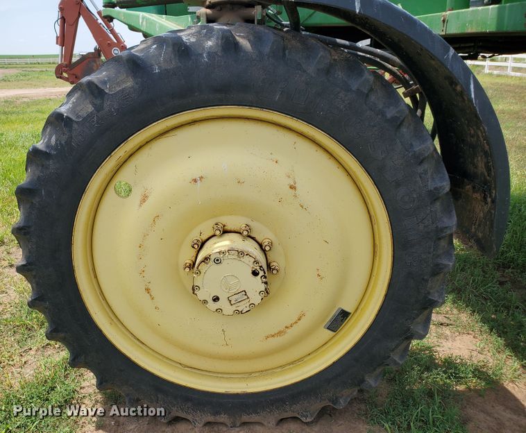 image for item JM9651 2001 John Deere 4710  sprayer