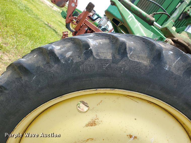 image for item JM9651 2001 John Deere 4710  sprayer