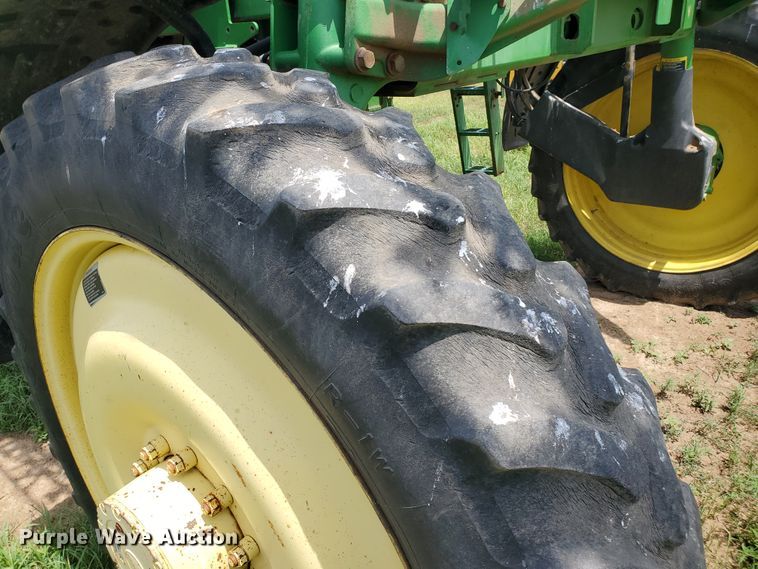 image for item JM9651 2001 John Deere 4710  sprayer