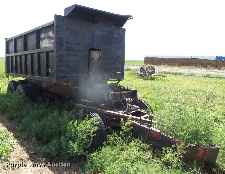 image for item JM9652 Shopbuilt  end dump trailer