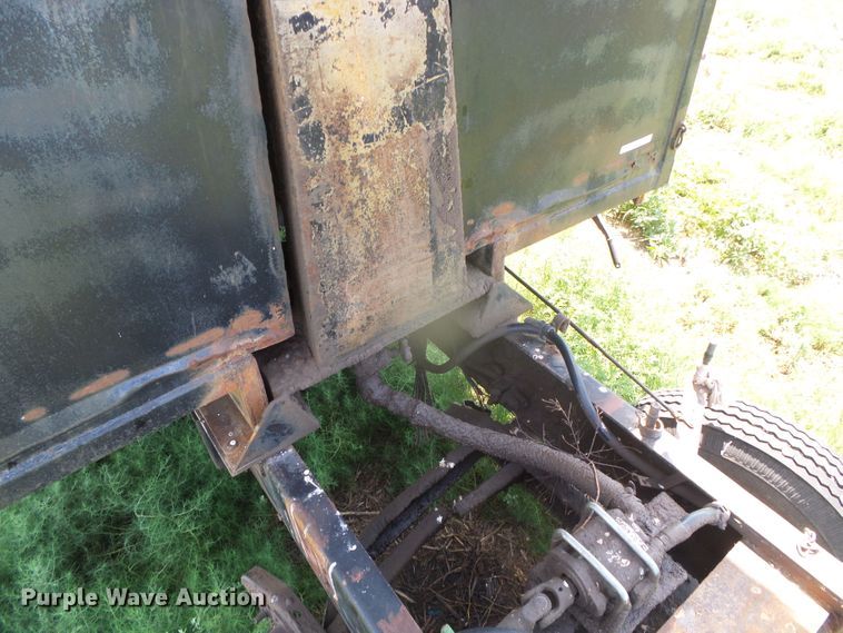 image for item JM9652 Shopbuilt  end dump trailer