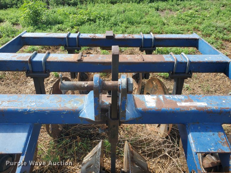 image for item JM9653 Blu-Jet TrackMaster  track closer