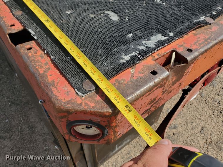 image for item JM9655 1980 International 1854  flatbed truck