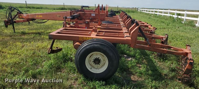 image for item JM9658 Sunflower 3661-30  sweep plow