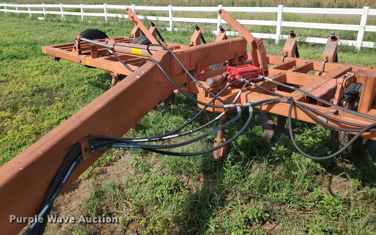 image for item JM9658 Sunflower 3661-30  sweep plow