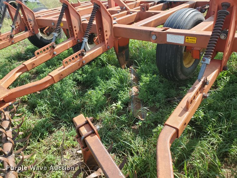 image for item JM9658 Sunflower 3661-30  sweep plow