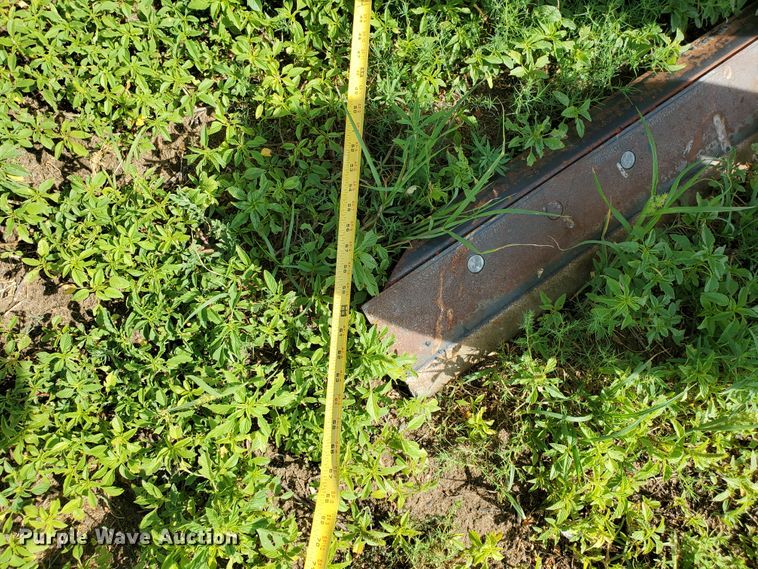 image for item JM9658 Sunflower 3661-30  sweep plow