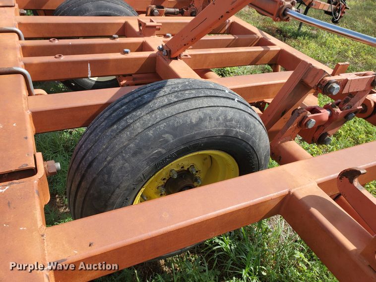 image for item JM9658 Sunflower 3661-30  sweep plow