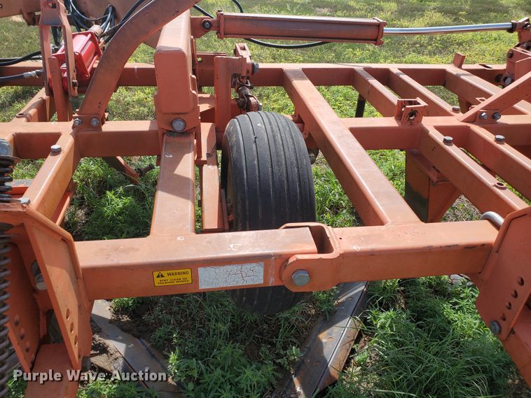 image for item JM9658 Sunflower 3661-30  sweep plow