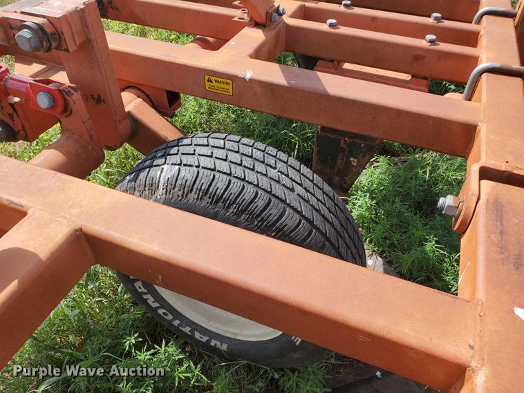 image for item JM9658 Sunflower 3661-30  sweep plow