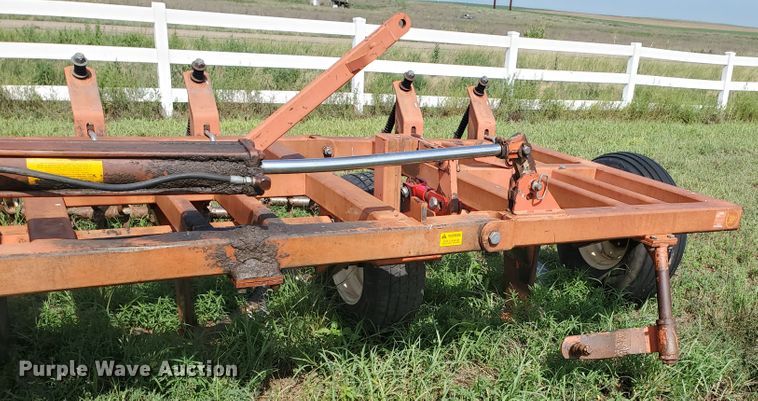 image for item JM9658 Sunflower 3661-30  sweep plow