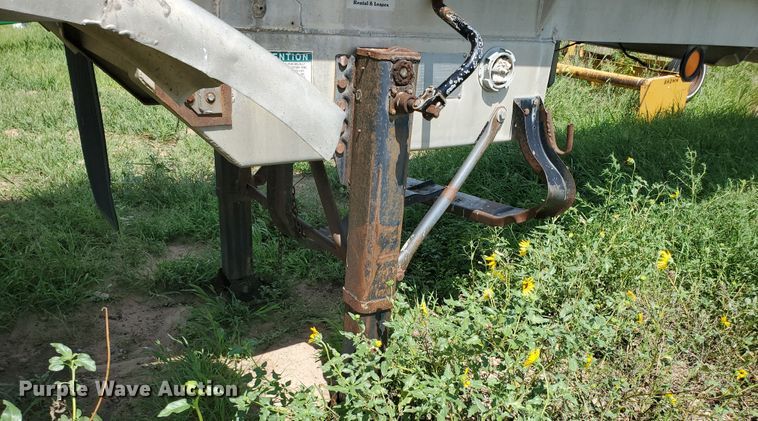 image for item JM9664 1995 Walker  tank trailer