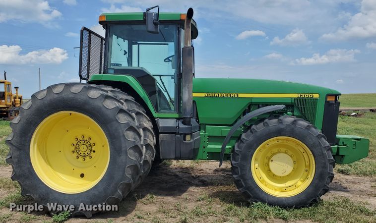 image for item JM9665 1995 John Deere 8300  MFWD tractor