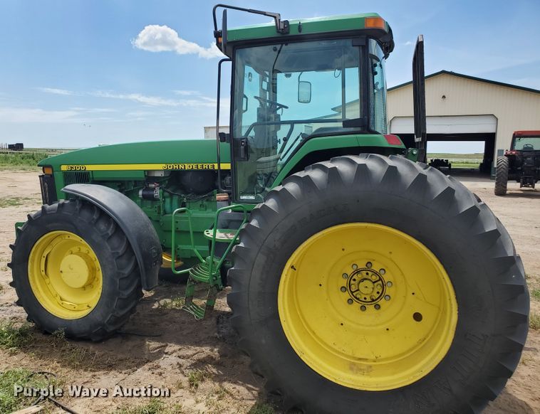 image for item JM9665 1995 John Deere 8300  MFWD tractor