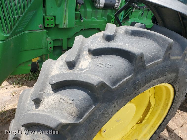 image for item JM9665 1995 John Deere 8300  MFWD tractor