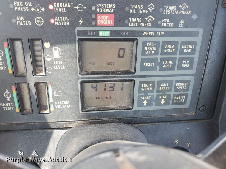 image for item JM9666 1996 Case IH 7220  tractor