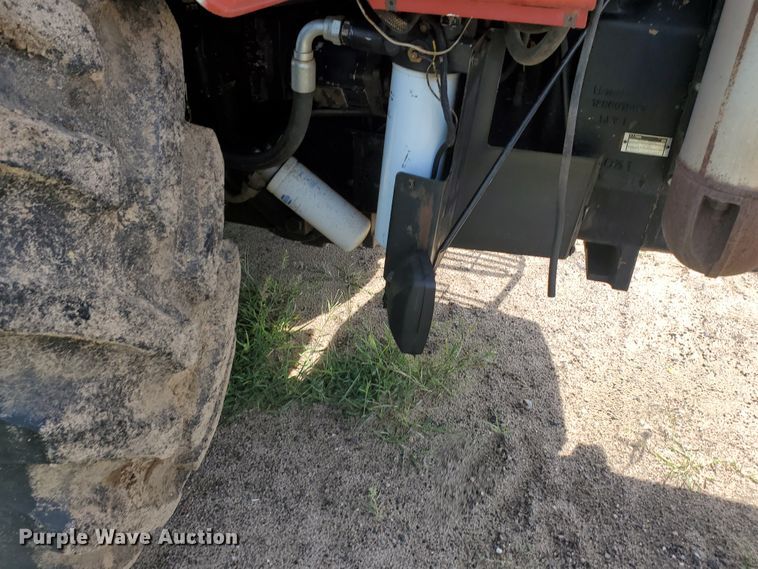 image for item JM9666 1996 Case IH 7220  tractor