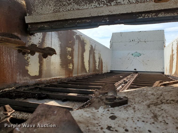 image for item JM9667 Kuhn Knight Prospread PSC161  manure spreader