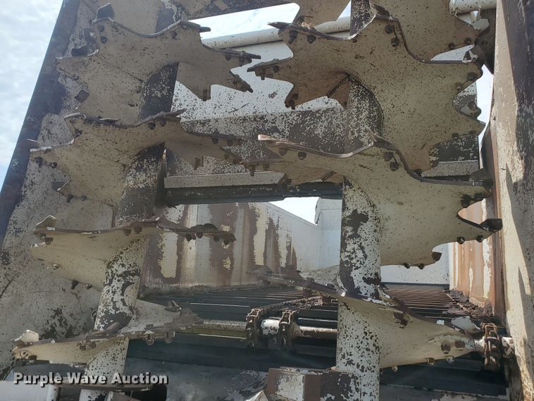 image for item JM9667 Kuhn Knight Prospread PSC161  manure spreader