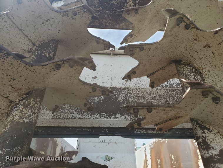 image for item JM9667 Kuhn Knight Prospread PSC161  manure spreader