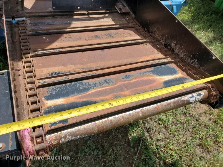 image for item JM9668 Luck/Now 2260  feed mixer