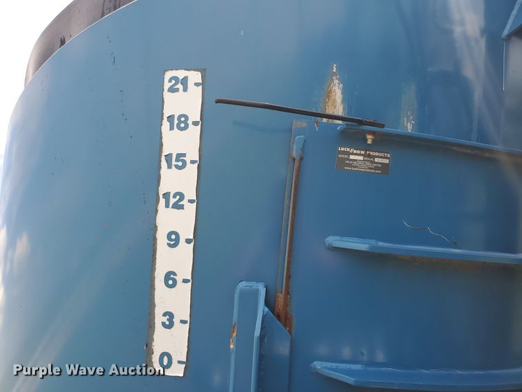 image for item JM9668 Luck/Now 2260  feed mixer