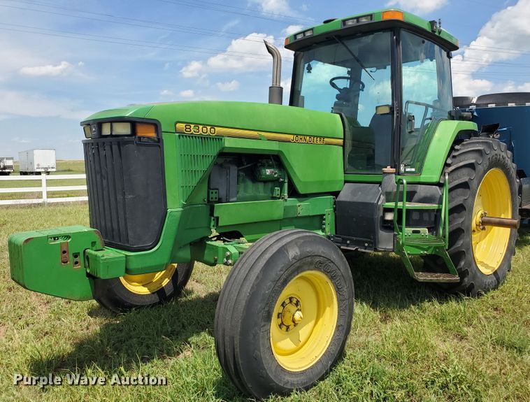 image for item JM9669 1996 John Deere 8300  tractor