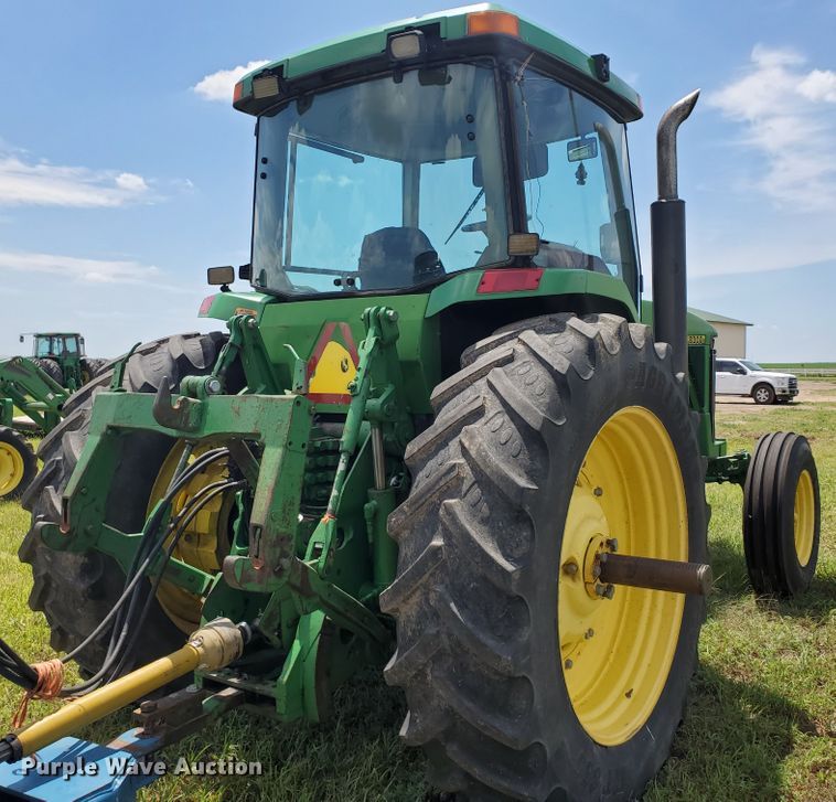 image for item JM9669 1996 John Deere 8300  tractor