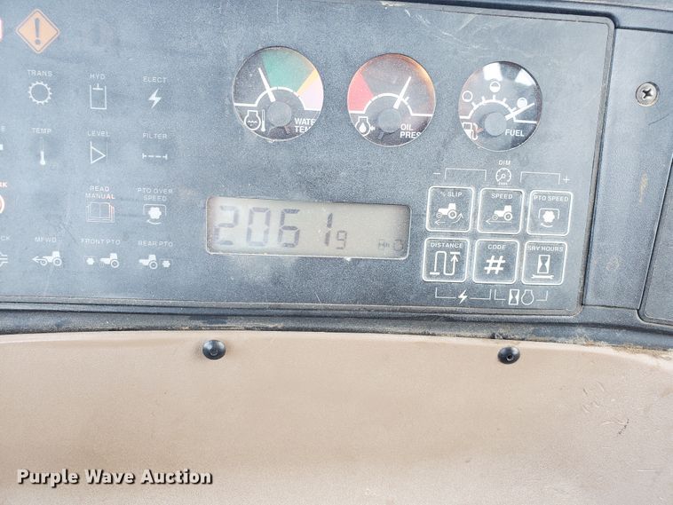 image for item JM9669 1996 John Deere 8300  tractor