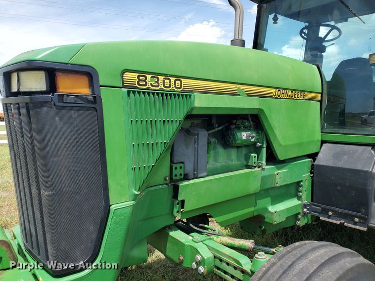image for item JM9669 1996 John Deere 8300  tractor