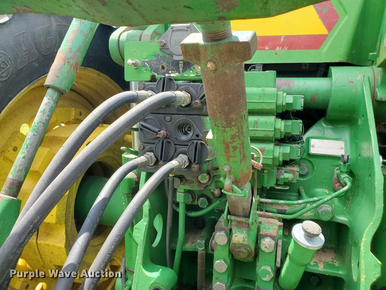 image for item JM9669 1996 John Deere 8300  tractor